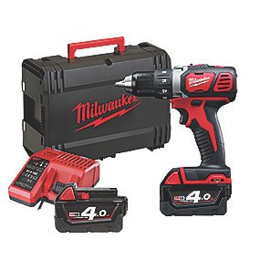 Milwaukee Bore- og skruemaskine 18V. Med 2 stk. 4,0Ah batterier, lader & kuffert. M18 BDD-402C